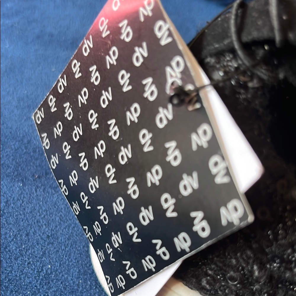 DV by Dolce Vita Black Textured Sneakers - Picture 3 of 14